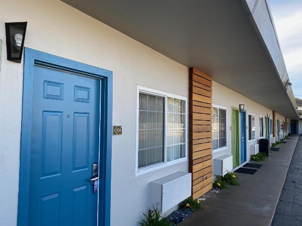 Super 8 by Wyndham Monterey Main image